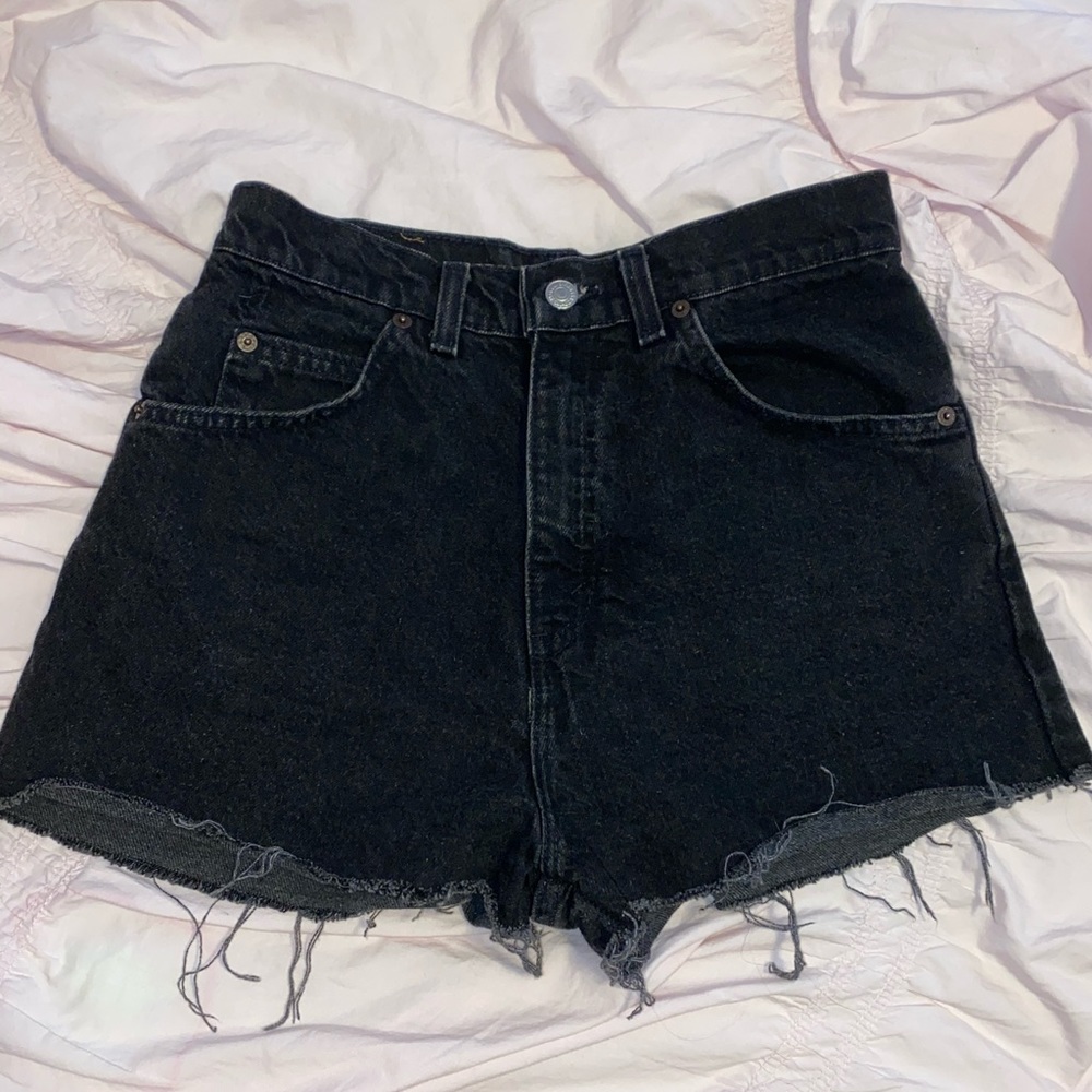 NWOT levi’s high waisted shorts